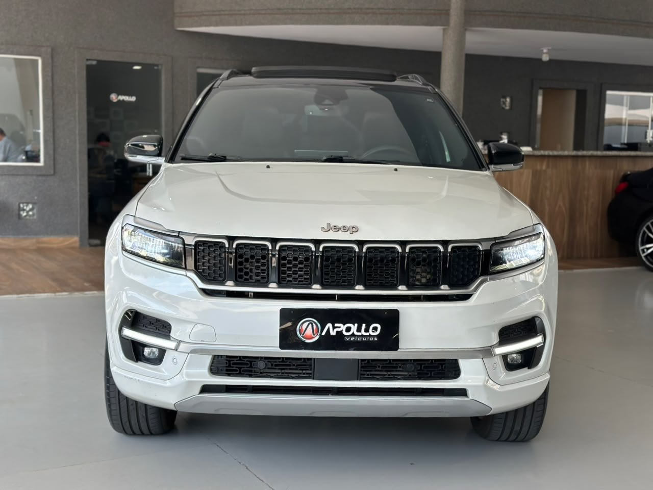 JEEP Commander 2.0 16V 4P TD380 OVERLAND 4X4 TURBO DIESEL AUTOMÁTICO AT9