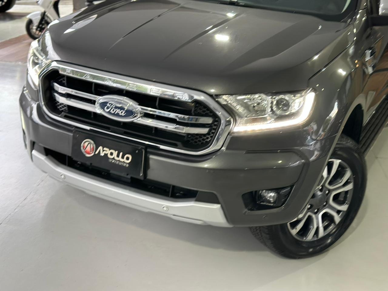 FORD Ranger 3.2 20V CABINE DUPLA 4X4 LIMITED TURBO DIESEL AUTOMÁTICO