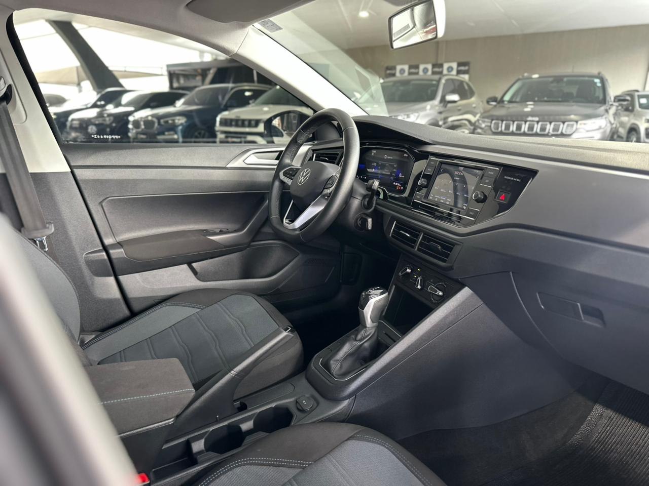 VOLKSWAGEN Nivus 1.0 4P FLEX 200 TSI COMFORTLINE TURBO AUTOMÁTICO