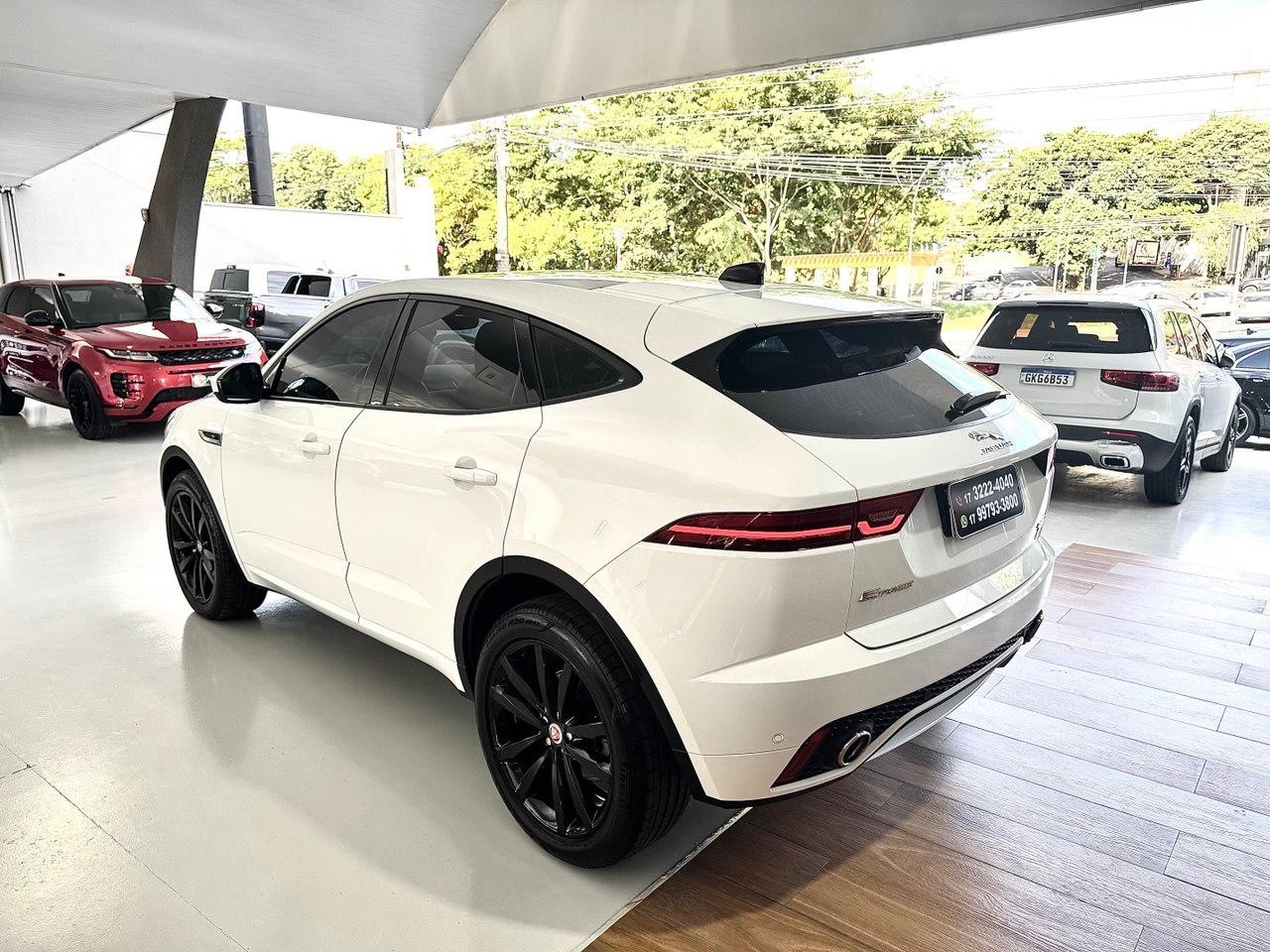 JAGUAR E-Pace 2.0 16V 4P P300 R-DYNAMIC S AWD TURBO AUTOMÁTICO
