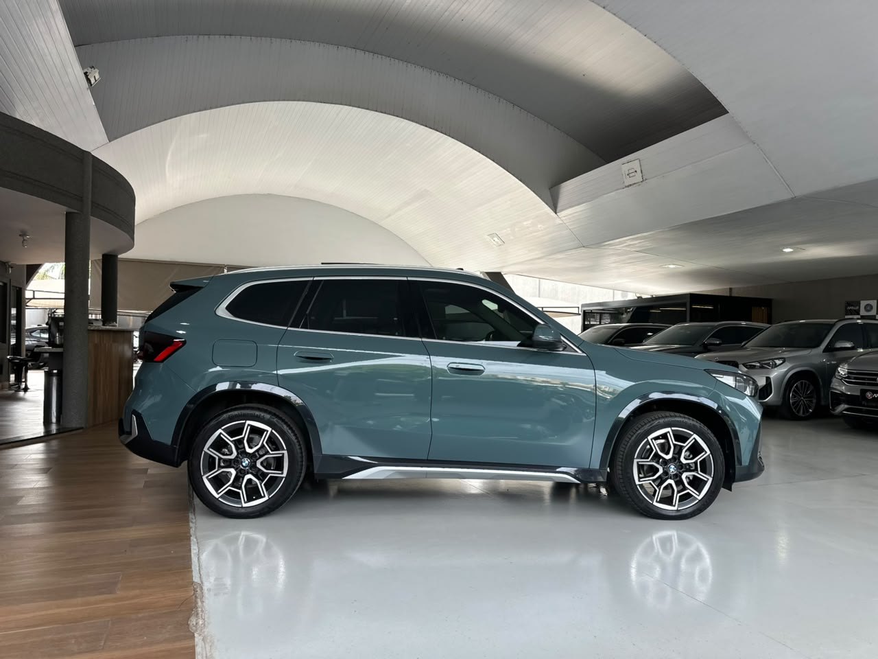 BMW X1 2.0 16V 4P S DRIVE 20I X-LINE AUTOMÁTICO