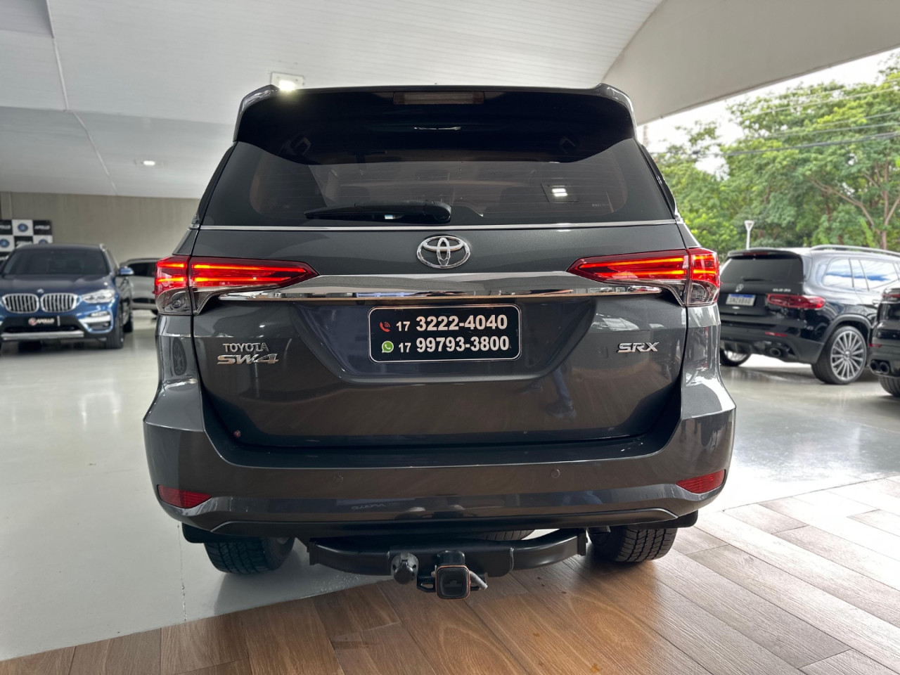 TOYOTA Hilux SW4 2.8 4P SRX 4X4 TURBO DIESEL AUTOMÁTICO