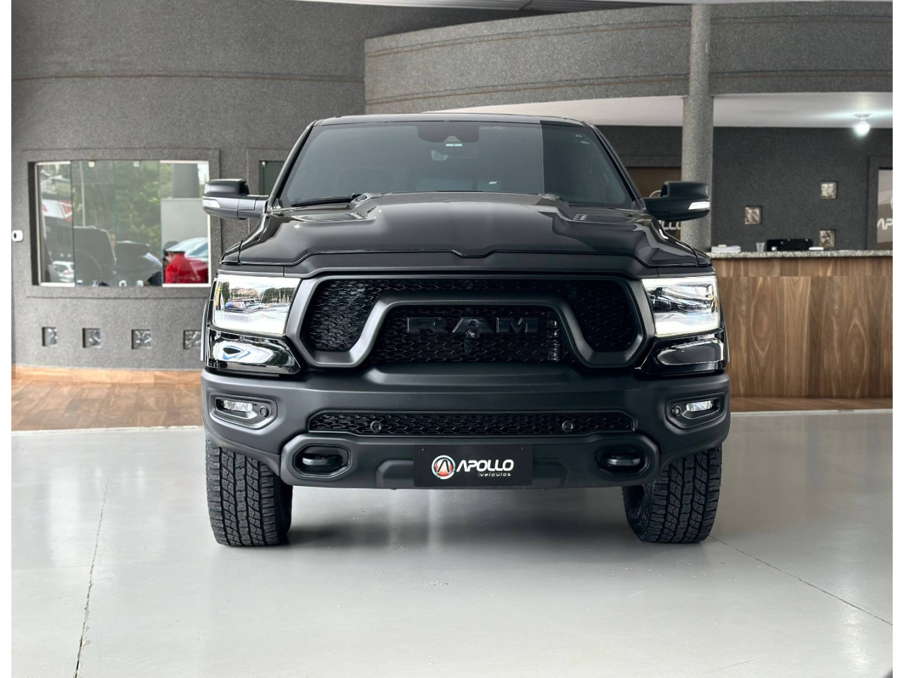 RAM 1500 5.7 V8 REBEL CABINE DUPLA 4X4 AUTOMÁTICO