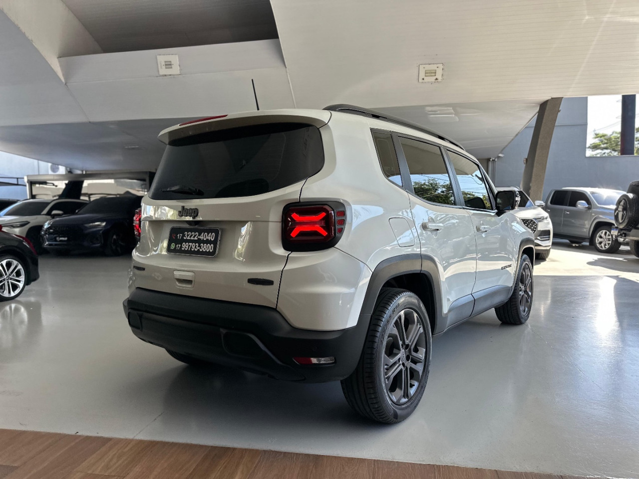 JEEP Renegade 1.3 16V 4P FLEX T270 LONGITUDE TURBO AUTOMÁTICO