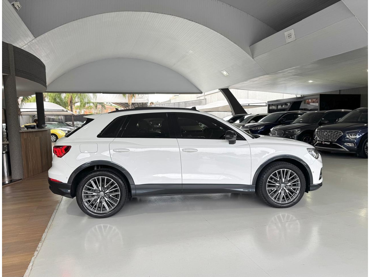 AUDI Q3 1.4 4P 35 TFSI BLACK S LINE S-TRONIC AUTOMÁTICO