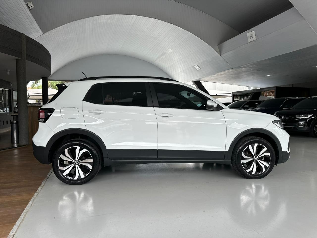 VOLKSWAGEN T-Cross 1.0 4P 200 TSI FLEX
