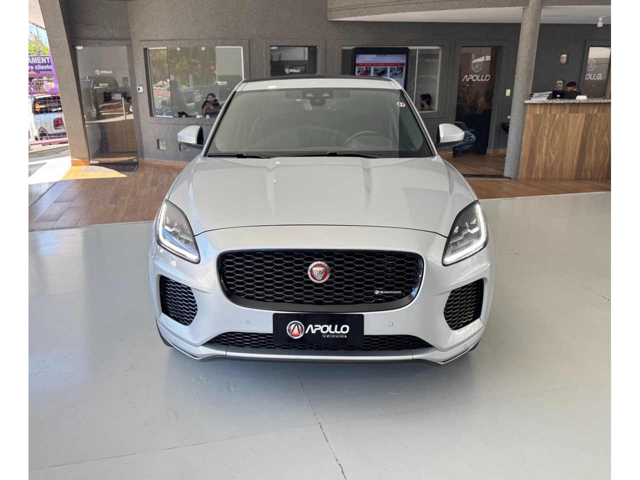 JAGUAR E-Pace 2.0 16V 4P P300 R-DYNAMIC S AWD TURBO AUTOMÁTICO