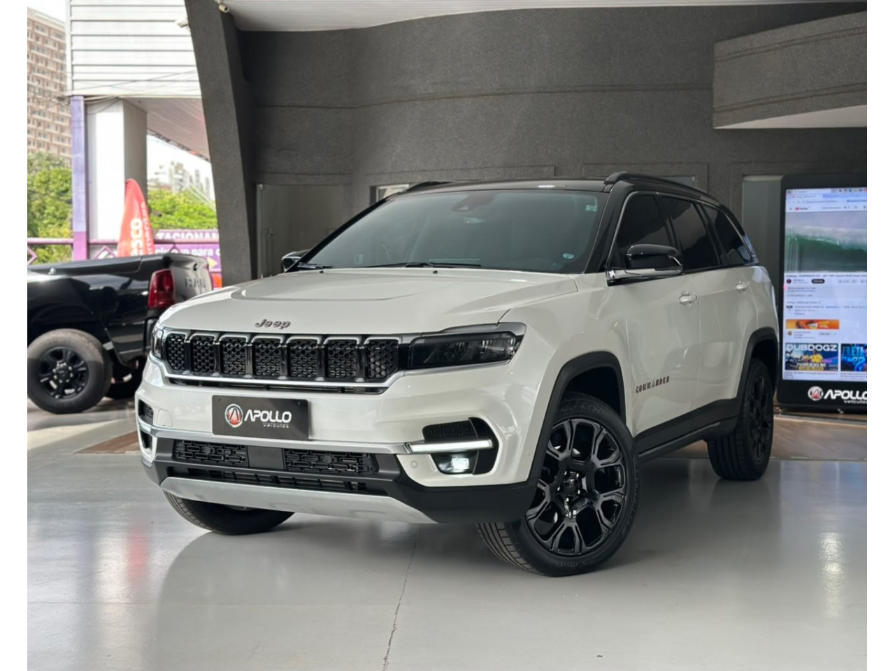 Commander 1.3 16V 4P FLEX T270 LIMITED TURBO AUTOMÁTICO AT6