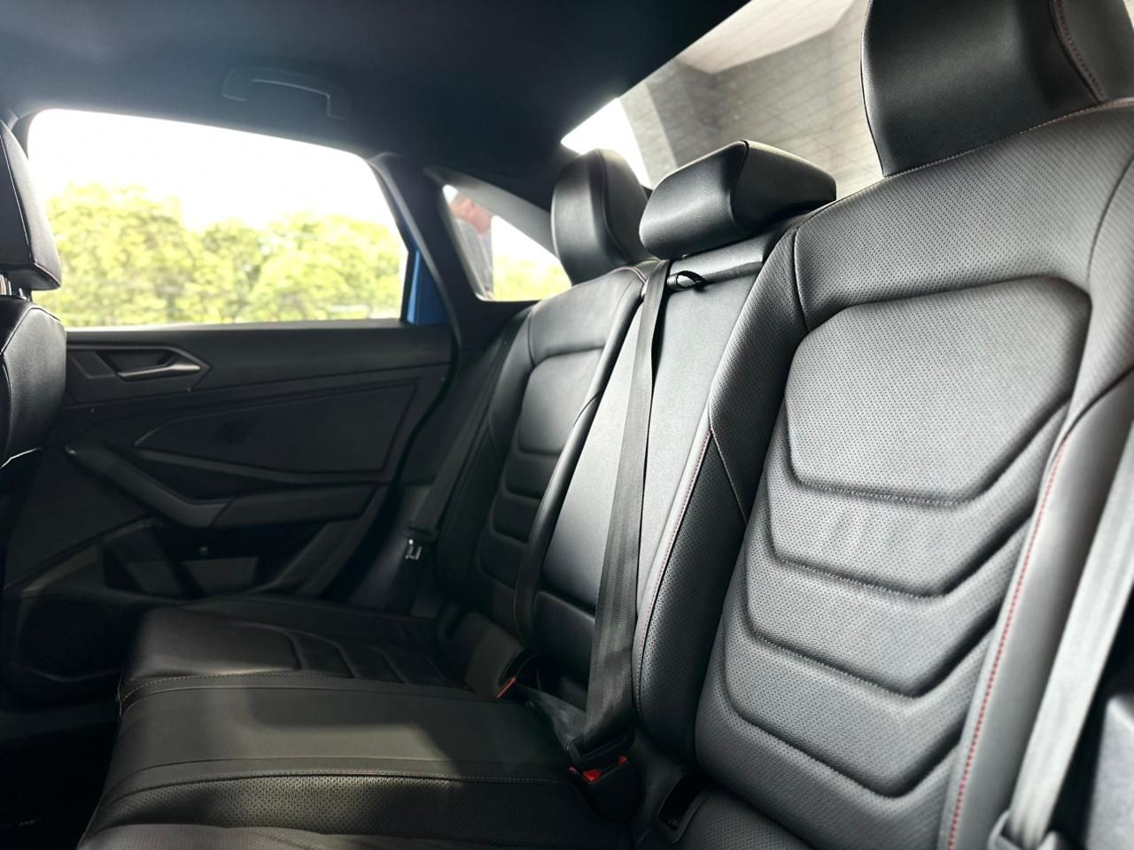 VOLKSWAGEN Jetta 2.0 4P 350 TSI GLI AUTOMÁTICO DSG