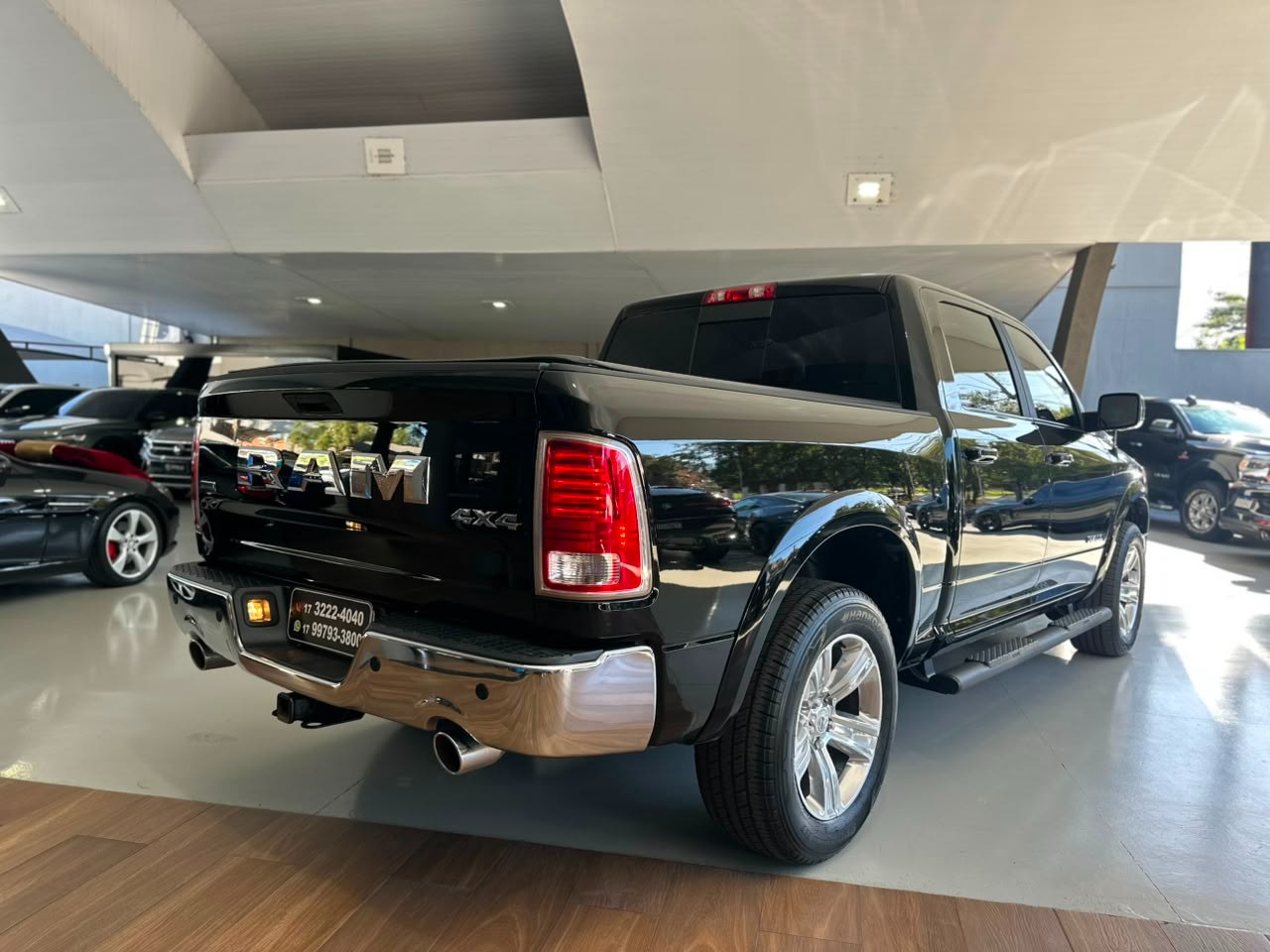 RAM Classic 5.7 V8 32V 4P HEMI LARAMIE AUTOMÁTICO
