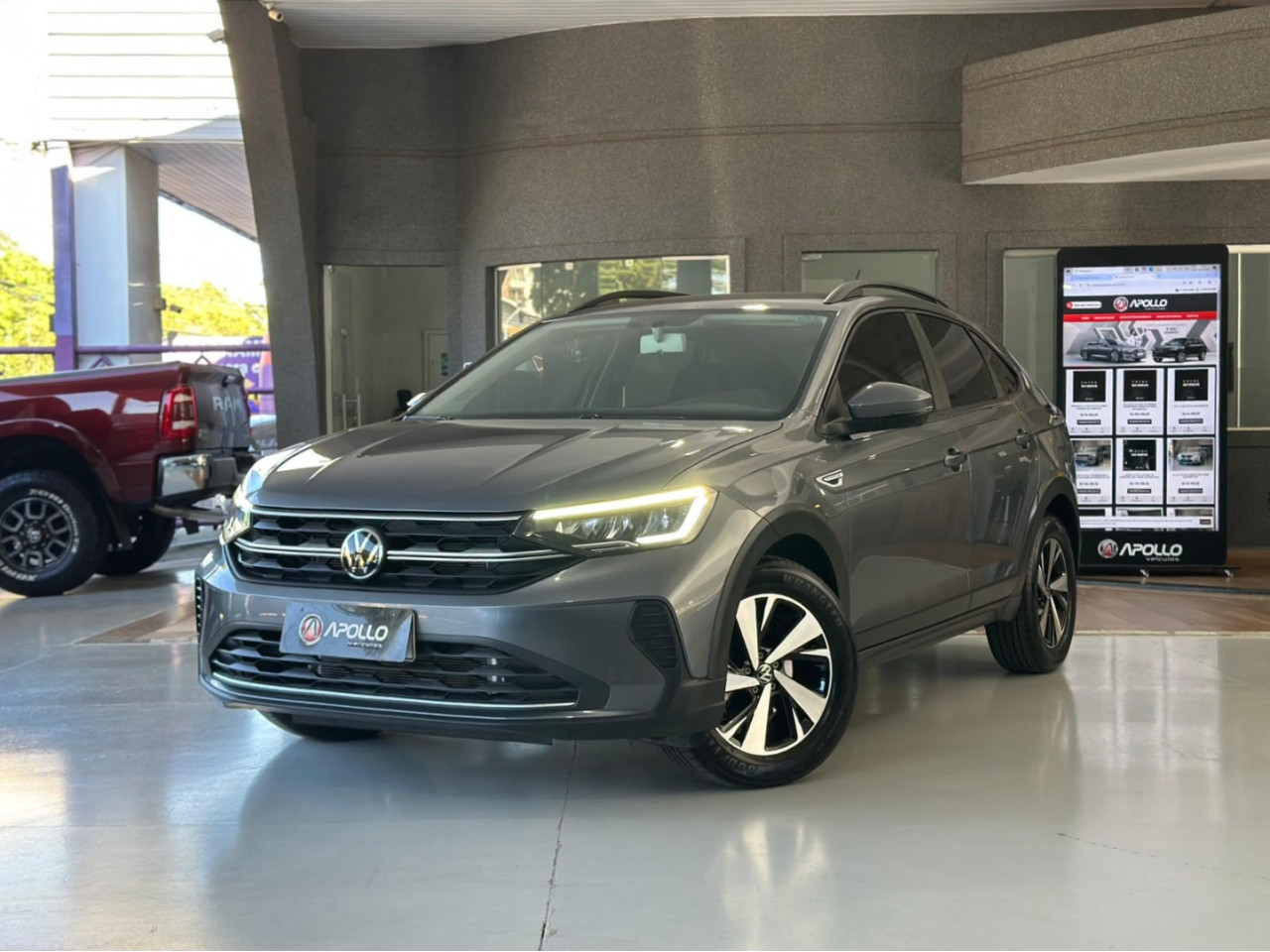 Nivus 1.0 4P FLEX 200 TSI HIGHLINE TURBO AUTOMÁTICO