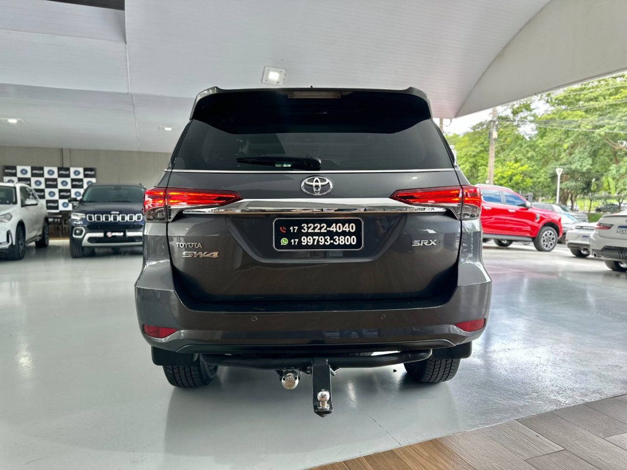 TOYOTA Hilux SW4 2.8 16V 4P SRX 4X4 7 LUGARES TURBO DIESEL AUTOMÁTICO