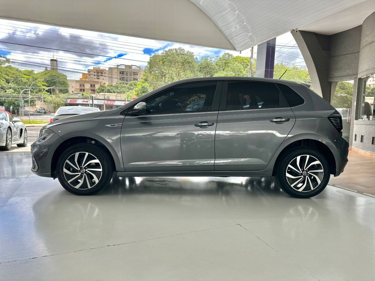 VOLKSWAGEN Polo Hatch 1.0 4P 170 TSI HIGHLINE AUTOMÁTICO