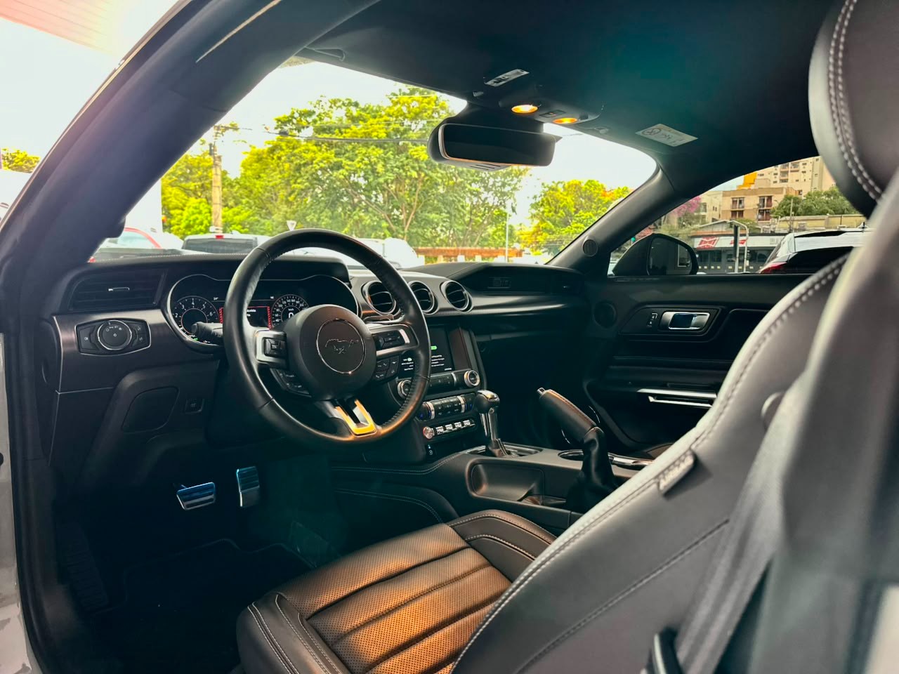 FORD Mustang 5.8 V8 MATCH 1 AUTOMÁTICO
