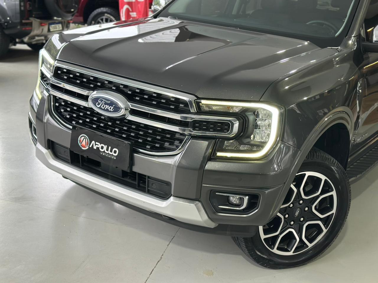 FORD Ranger 3.0 V6 4X4 LIMITED PLUS TURBO DIESEL CABINE DUPLA AUTOMÁTICO