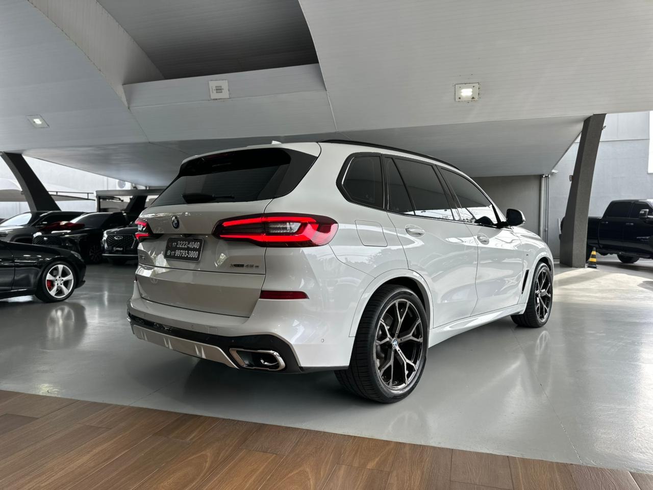 BMW X5 3.0 I6 32V 4P TURBO HÍBRIDO XDRIVE45E M SPORT AUTOMÁTICO