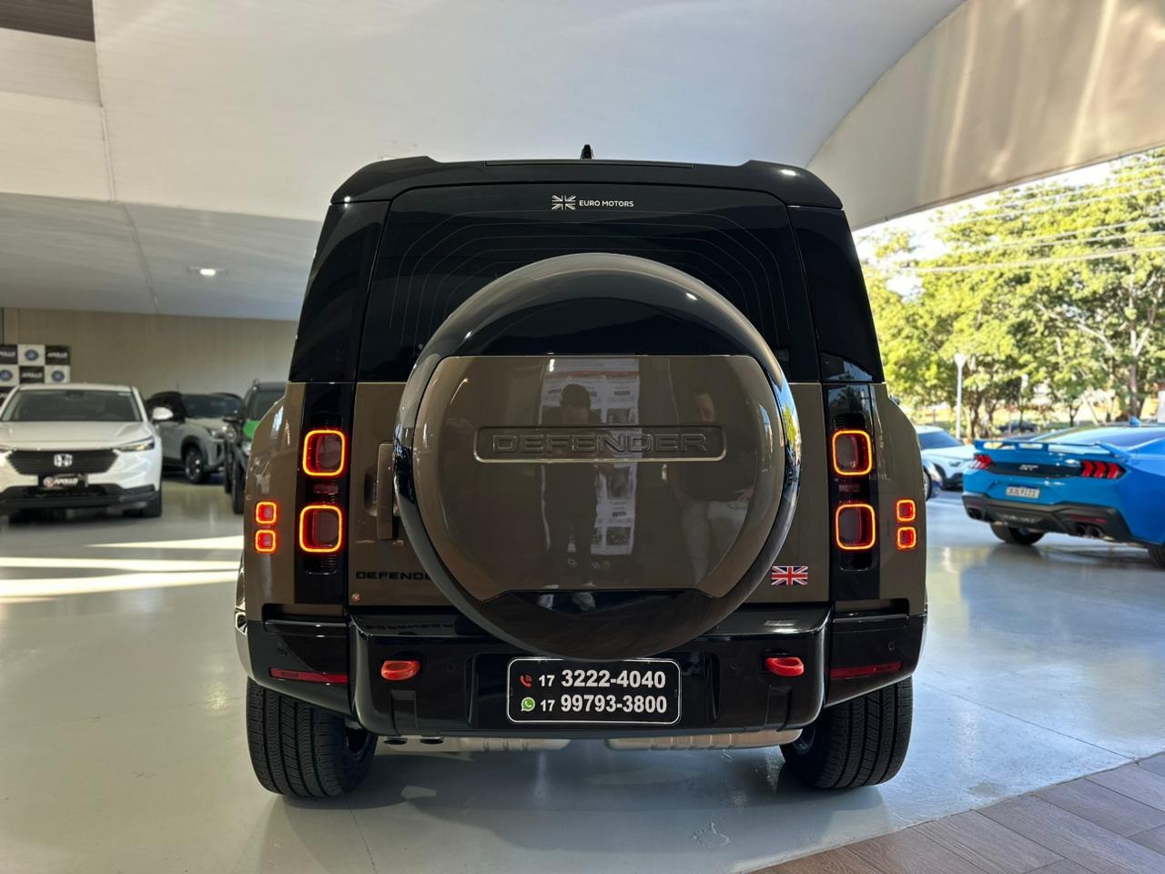 LAND ROVER Defender 110 3.0 24V 4P D300 TURBO DIESEL MHEV X-DYNAMIC HSE AWD AUTOMÁTICO