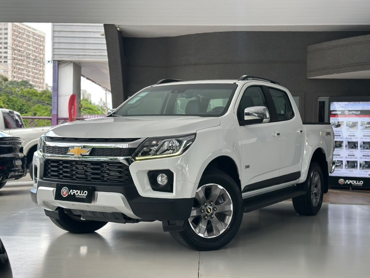 S10 2.8 16V LTZ CABINE DUPLA 4X4 TURBO DIESEL AUTOMÁTICO