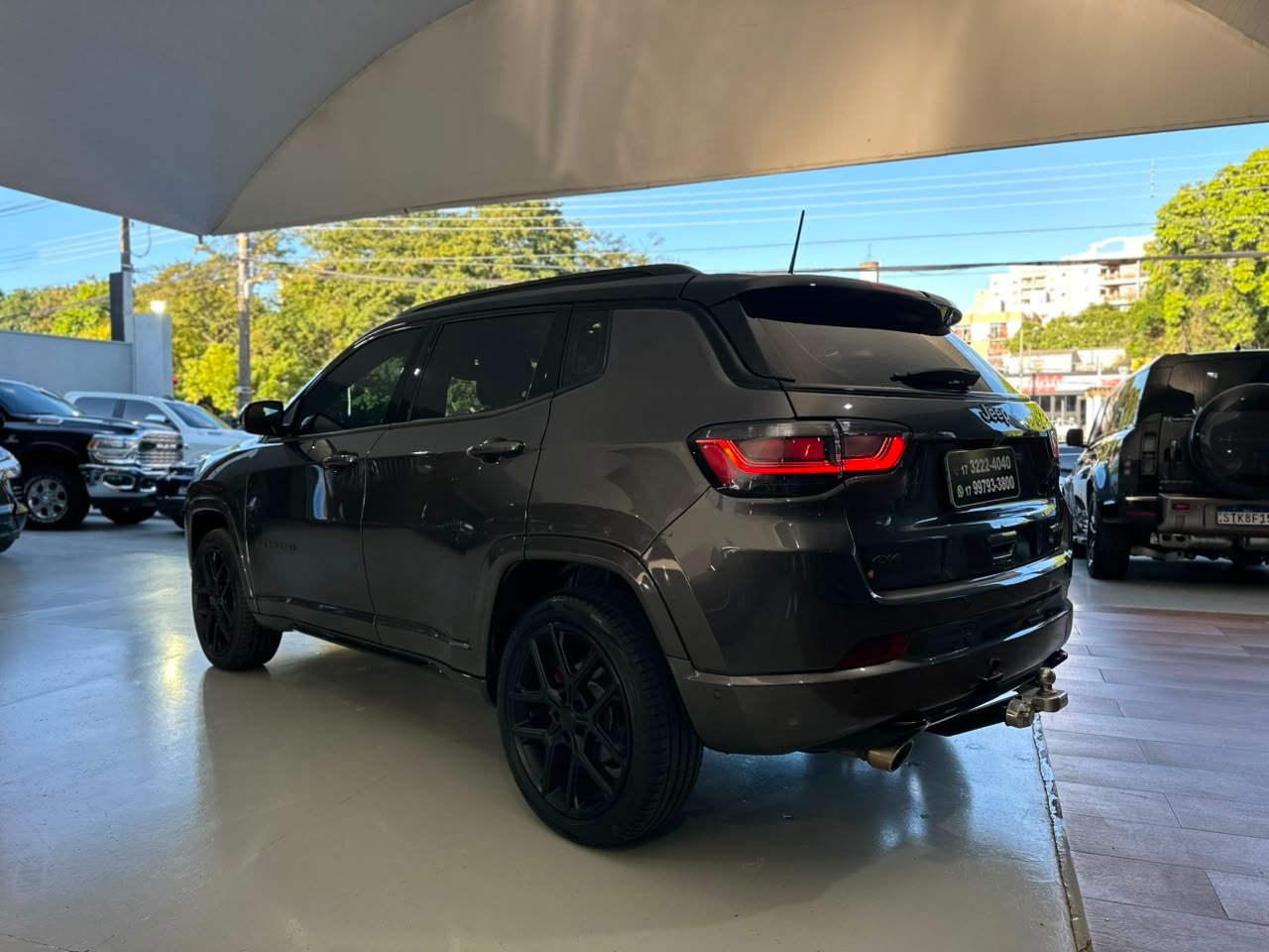 JEEP Compass 2.0 16V 4P HURRICANE 4 TURBO BLACKHAWK AUTOMÁTICO AT9