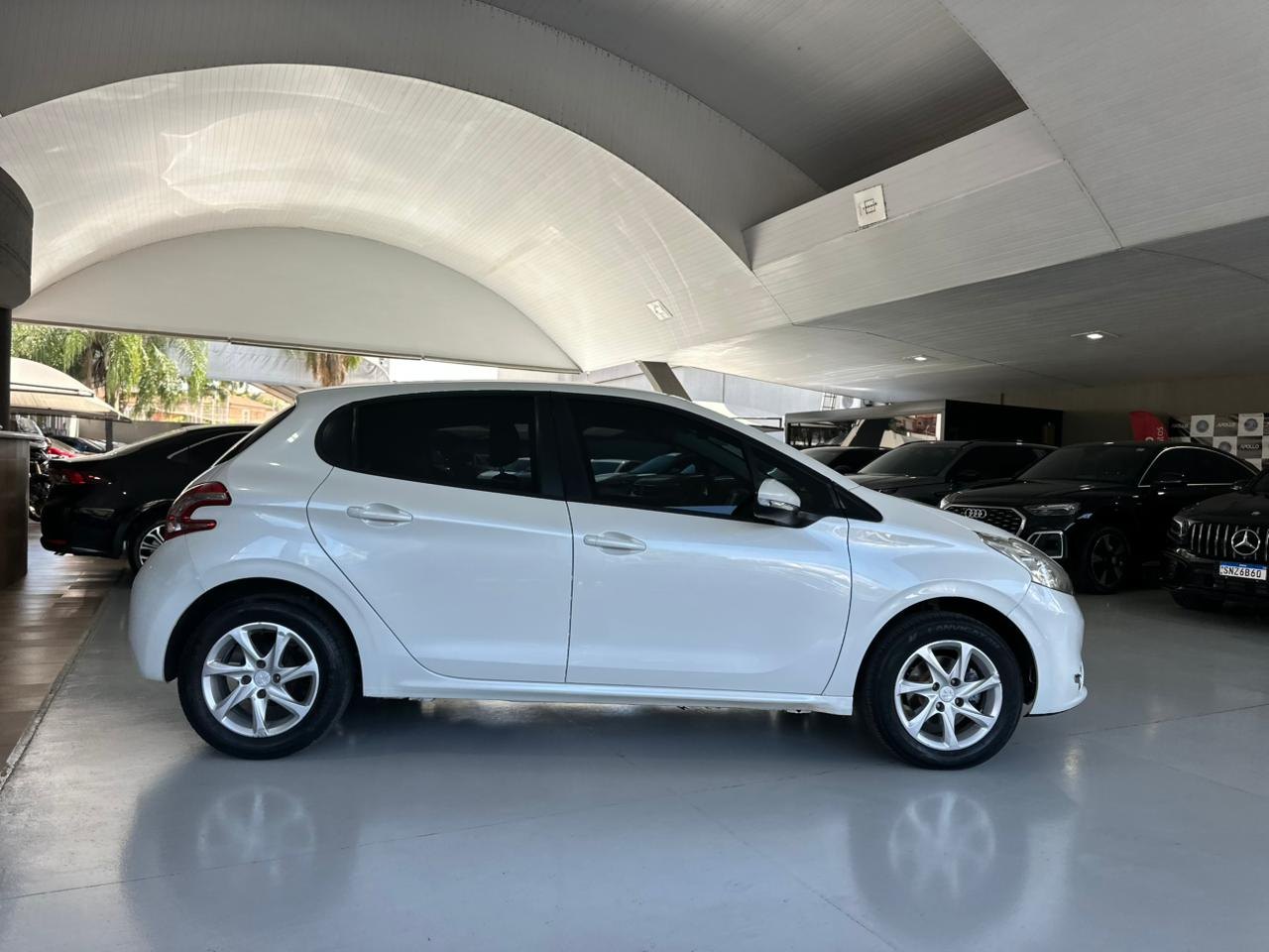 PEUGEOT 208 1.5 4P FLEX ALLURE