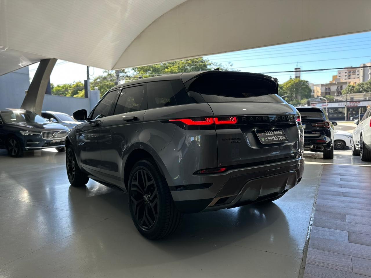 LAND ROVER Range Rover Evoque 2.0 4P FLEX P250 R-DYNAMIC SE AWD AUTOMÁTICO