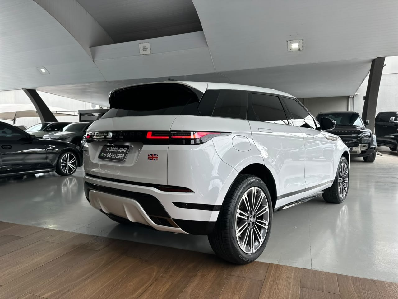 LAND ROVER Range Rover Evoque 2.0 4P FLEX P250 R-DYNAMIC HSE AWD AUTOMÁTICO