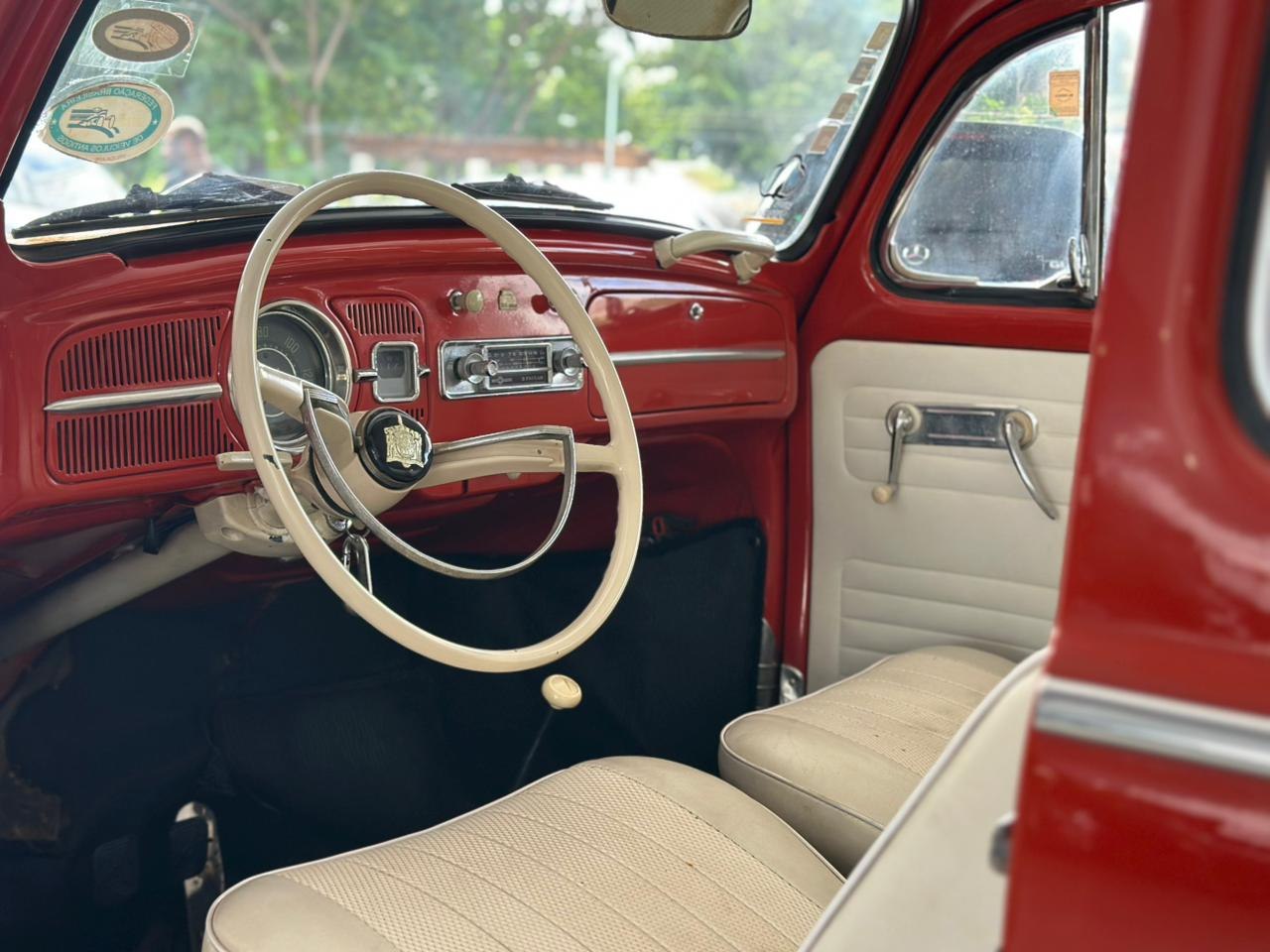 VOLKSWAGEN Fusca 1300