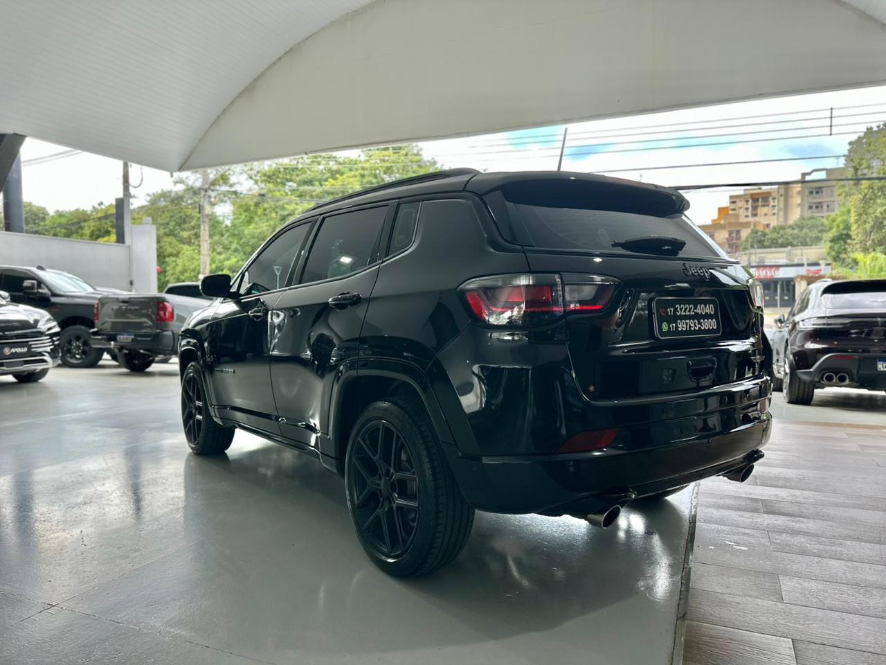 JEEP Compass 2.0 16V 4P HURRICANE 4 TURBO BLACKHAWK AUTOMÁTICO AT9