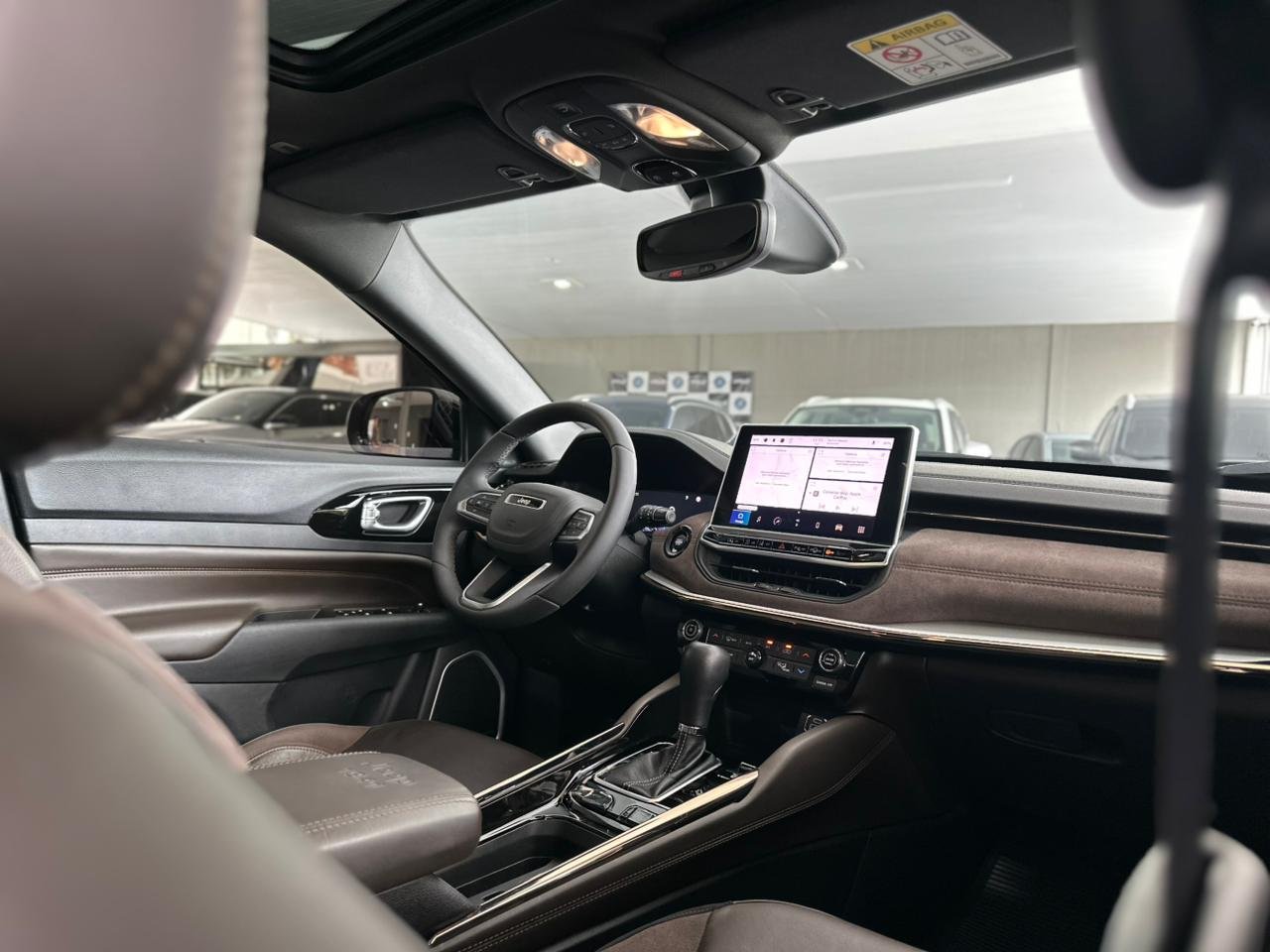 JEEP Commander 1.3 16V 4P FLEX T270 OVERLAND TURBO AUTOMÁTICO AT6