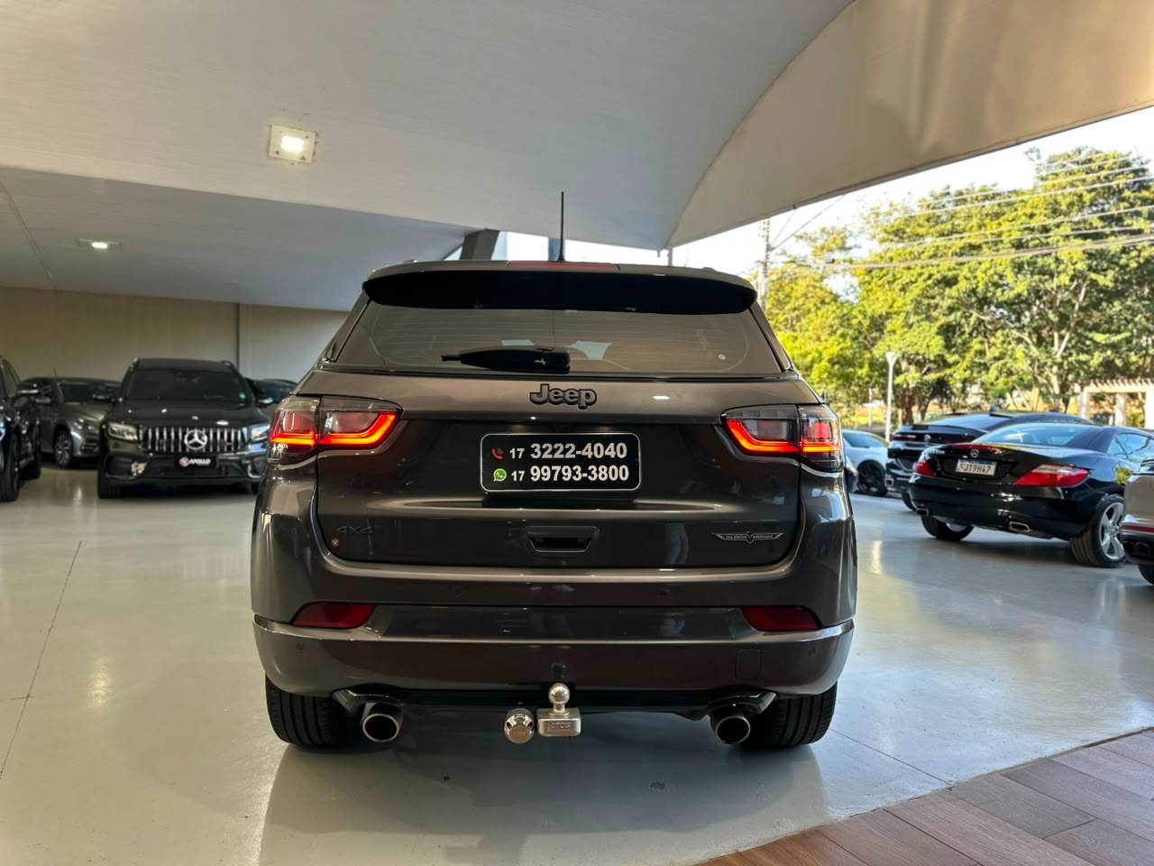 JEEP Compass 2.0 16V 4P HURRICANE 4 TURBO BLACKHAWK AUTOMÁTICO AT9