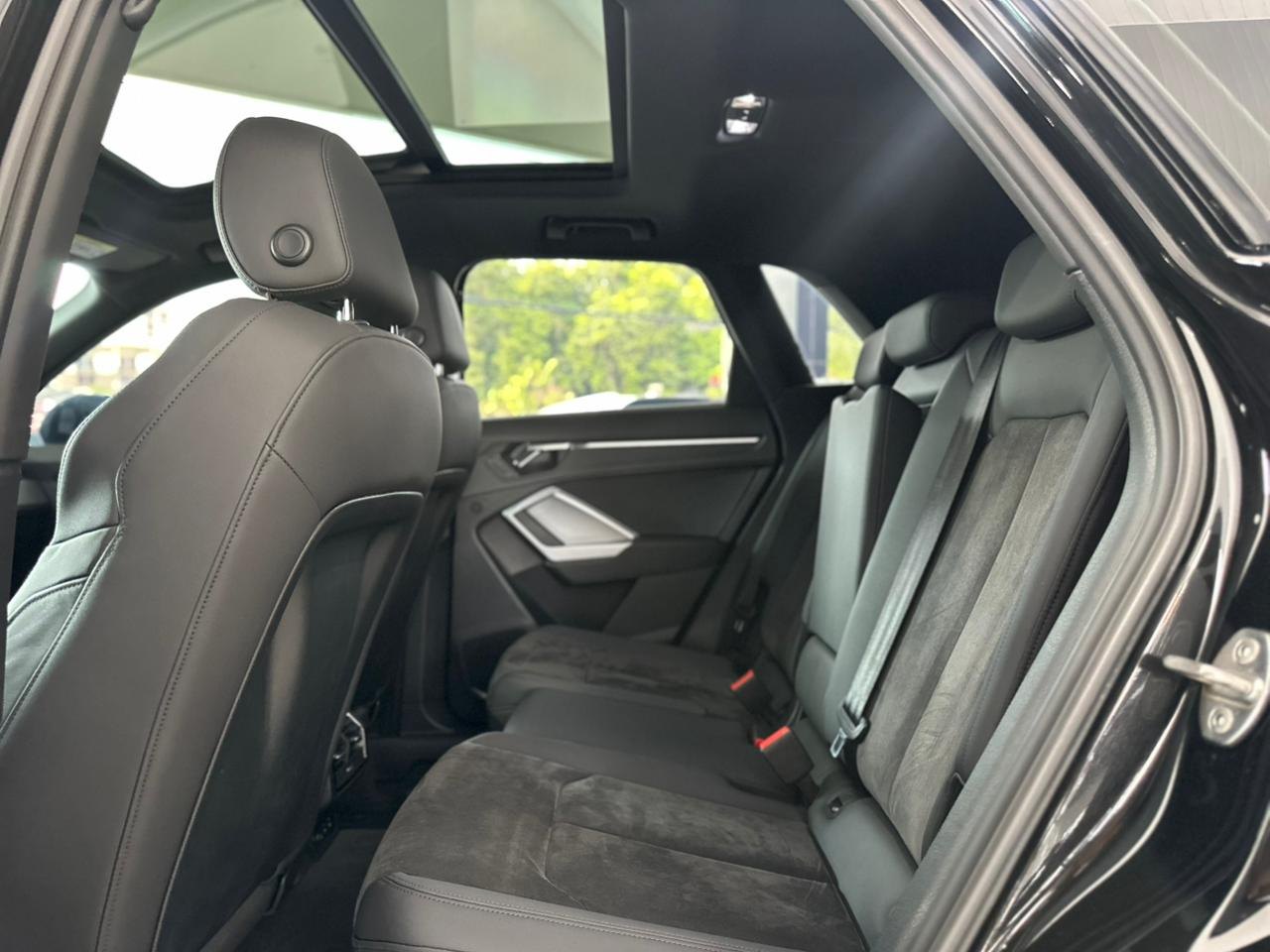 AUDI Q3 1.4 4P 35 TFSI BLACK S LINE S-TRONIC AUTOMÁTICO