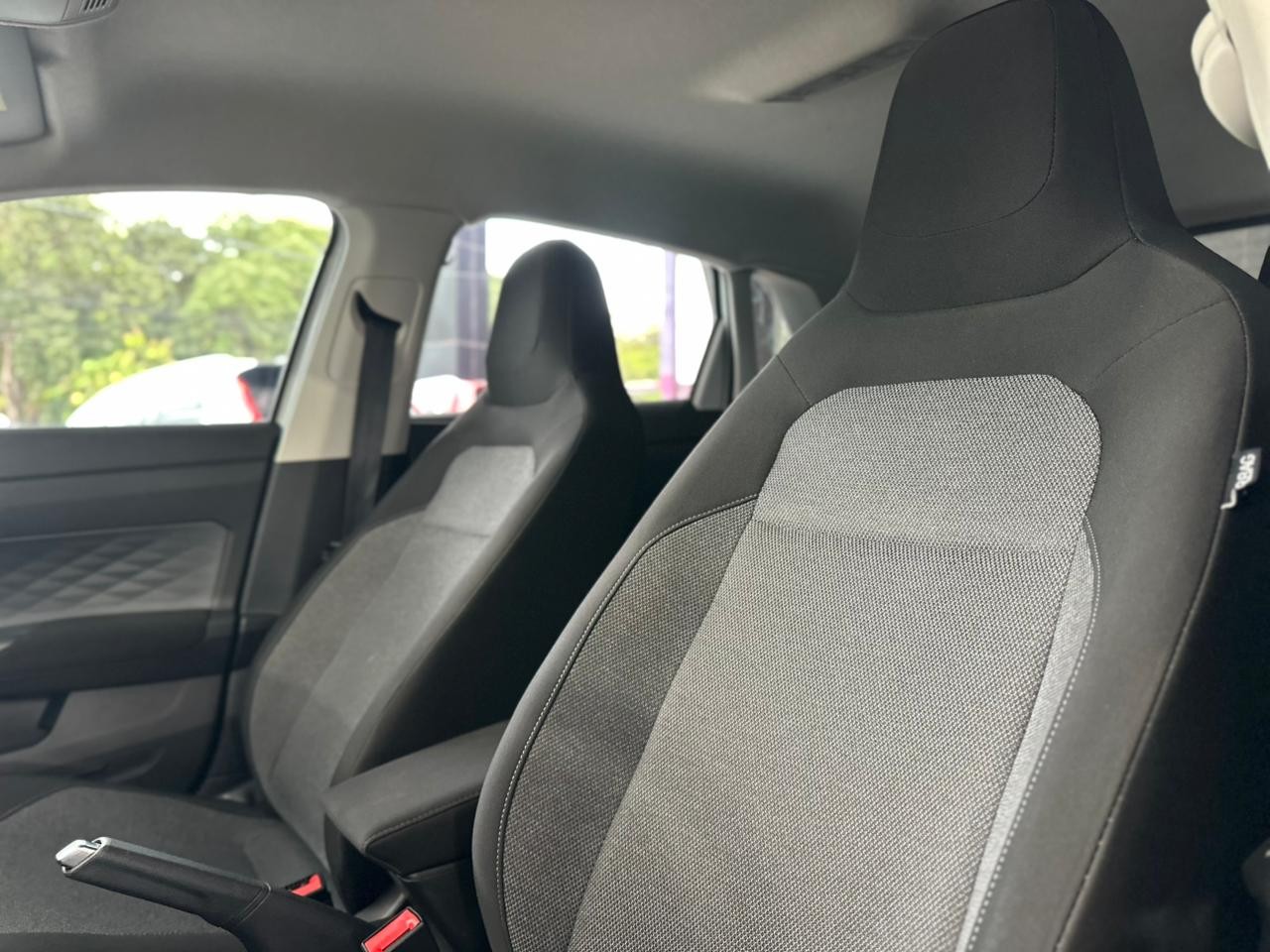 VOLKSWAGEN Polo Hatch 1.0 12V 4P 200 TSI  COMFORTLINE AUTOMÁTICO