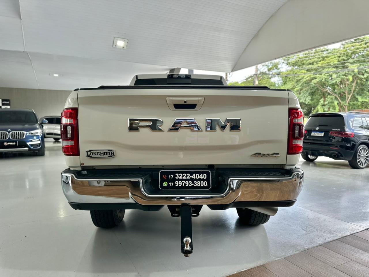 RAM 3500 6.7 I6 LIMITED LONG HORN CABINE DUPLA 4X4 TURBO DIESEL AUTOMÁTICO