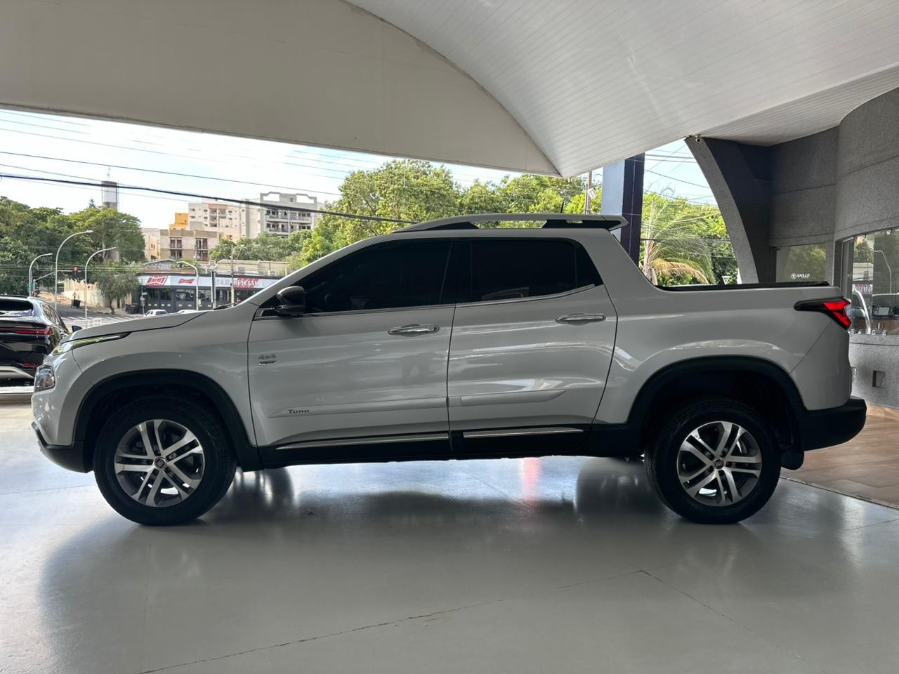 FIAT Toro 2.0 16V 4P VOLCANO 4WD TURBO DIESEL AUTOMÁTICO