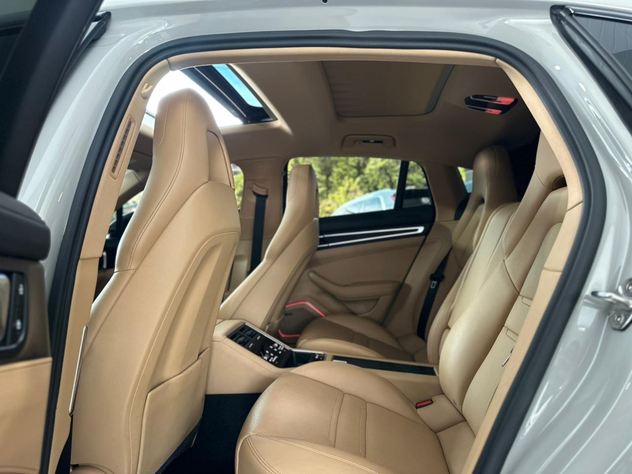 PORSCHE Panamera 2.9 V6 24V 4P FLEX PLATINUM EDITION 4 E-HYBRID 4X4 TURBO PDK AUTOMÁTICO