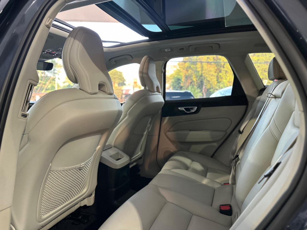 VOLVO XC60 2.0 16V 4P T8 RECHARGE HÍBRIDO PLUS AWD TURBO GEARTRONIC AUTOMÁTICO