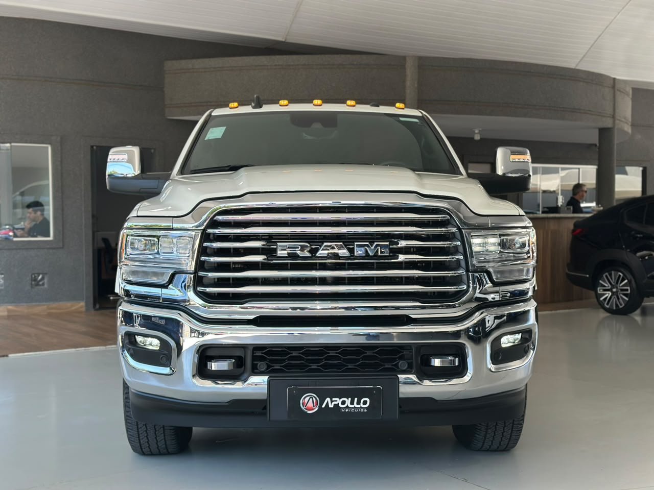RAM 3500 6.7 I6 LIMITED LONG HORN CABINE DUPLA 4X4 TURBO DIESEL AUTOMÁTICO