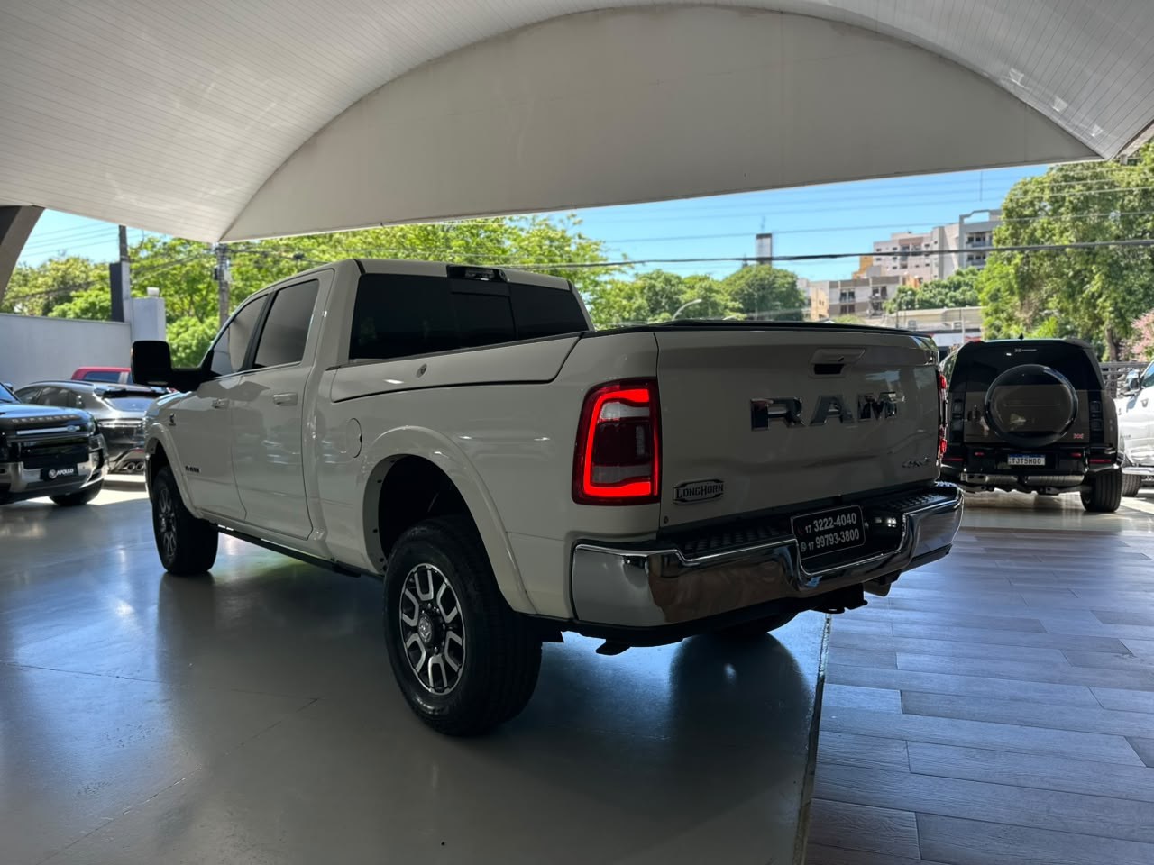 RAM 3500 6.7 I6 LIMITED LONG HORN CABINE DUPLA 4X4 TURBO DIESEL AUTOMÁTICO