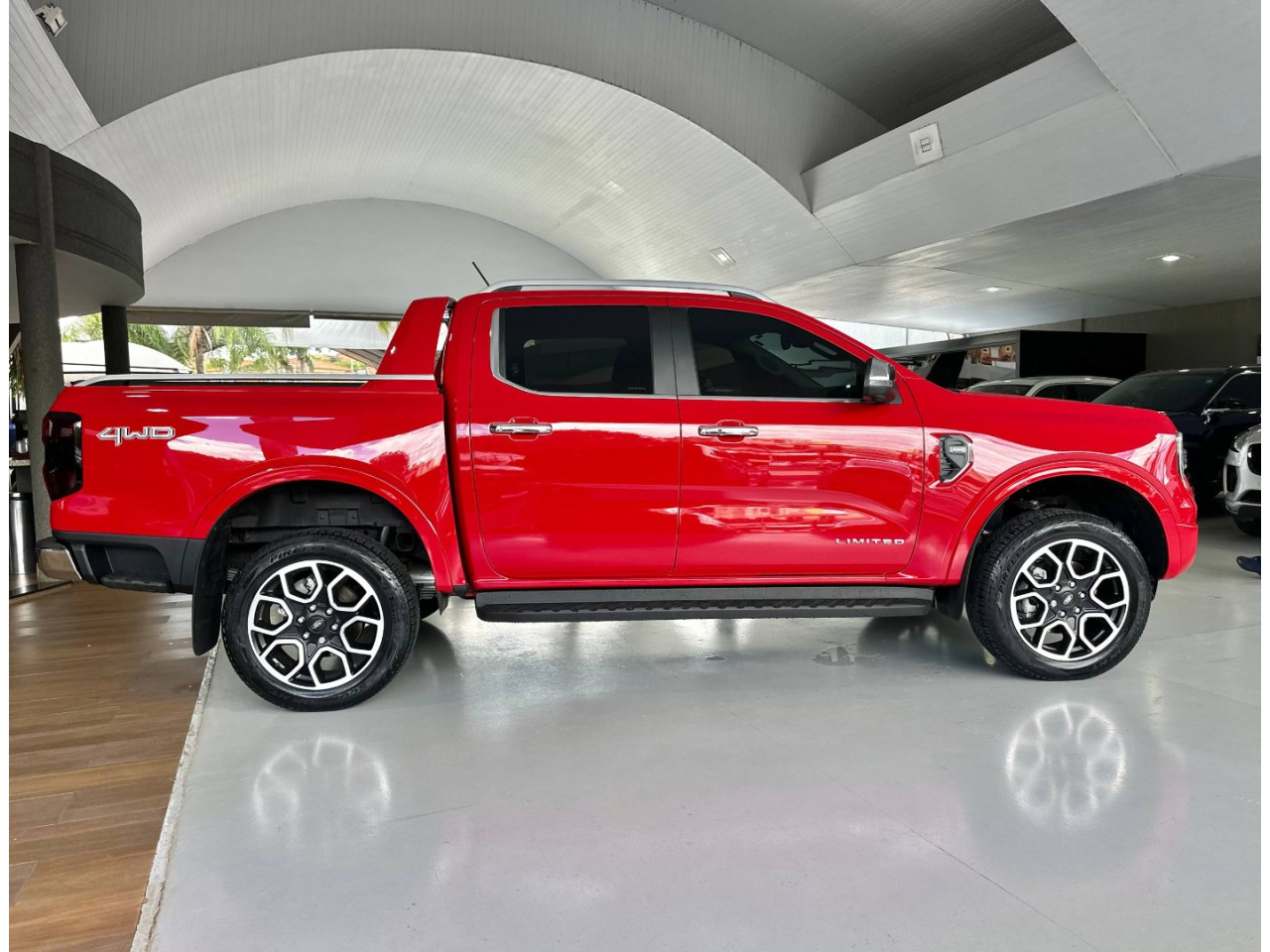 FORD Ranger 3.0 V6 4X4 LIMITED PLUS TURBO DIESEL CABINE DUPLA AUTOMÁTICO