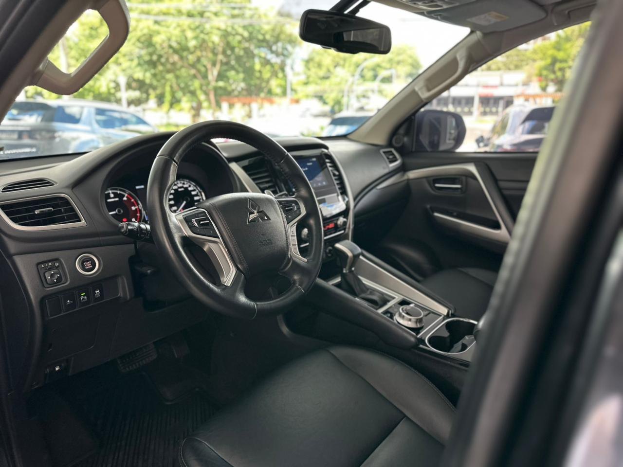 MITSUBISHI Pajero Sport 2.5 4P 4X4 HPE TURBO DIESEL INTERCOOLER AUTOMÁTICO