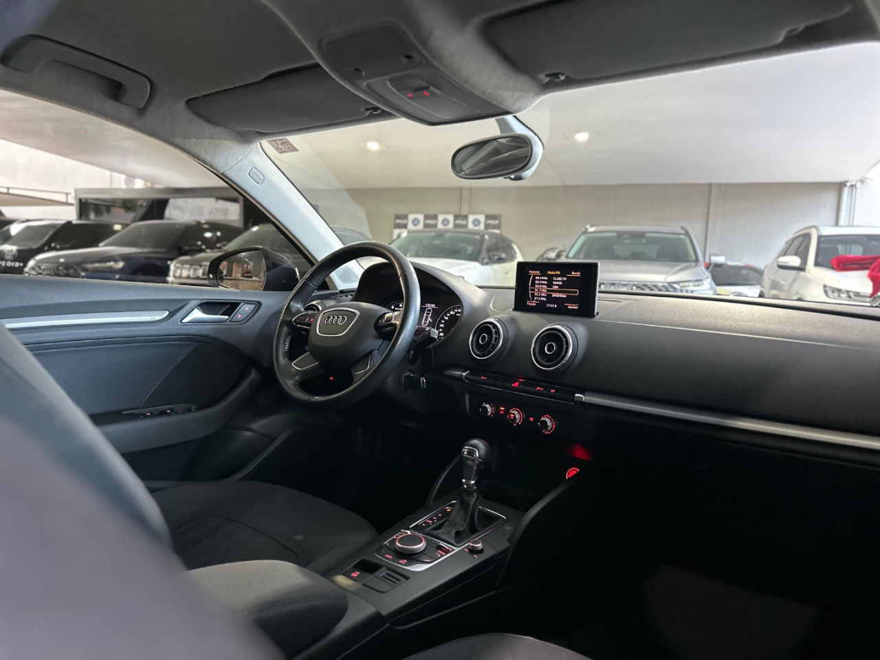 AUDI A3 Sedan 1.4 16V 4P TFSI ATTRACTION S-TRONIC AUTOMÁTICO