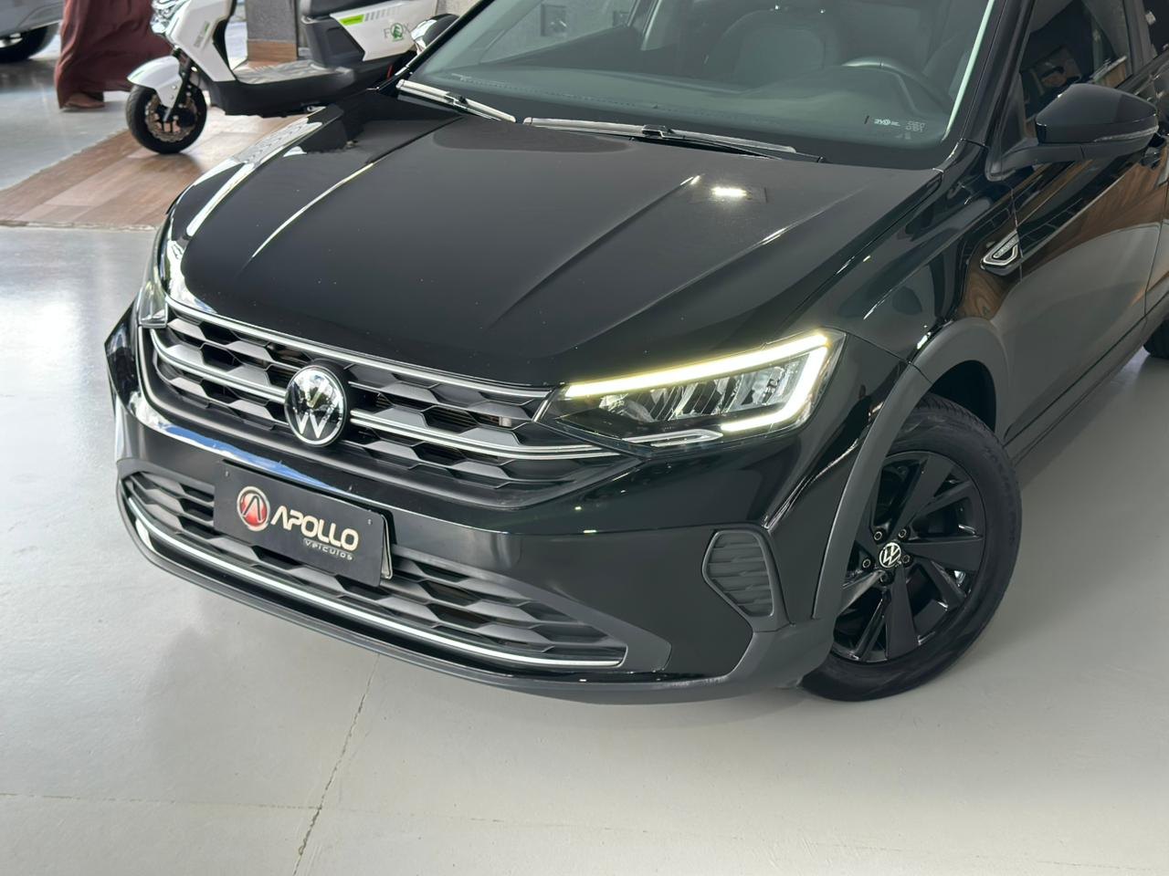VOLKSWAGEN Nivus 1.0 4P FLEX 200 TSI COMFORTLINE TURBO AUTOMÁTICO