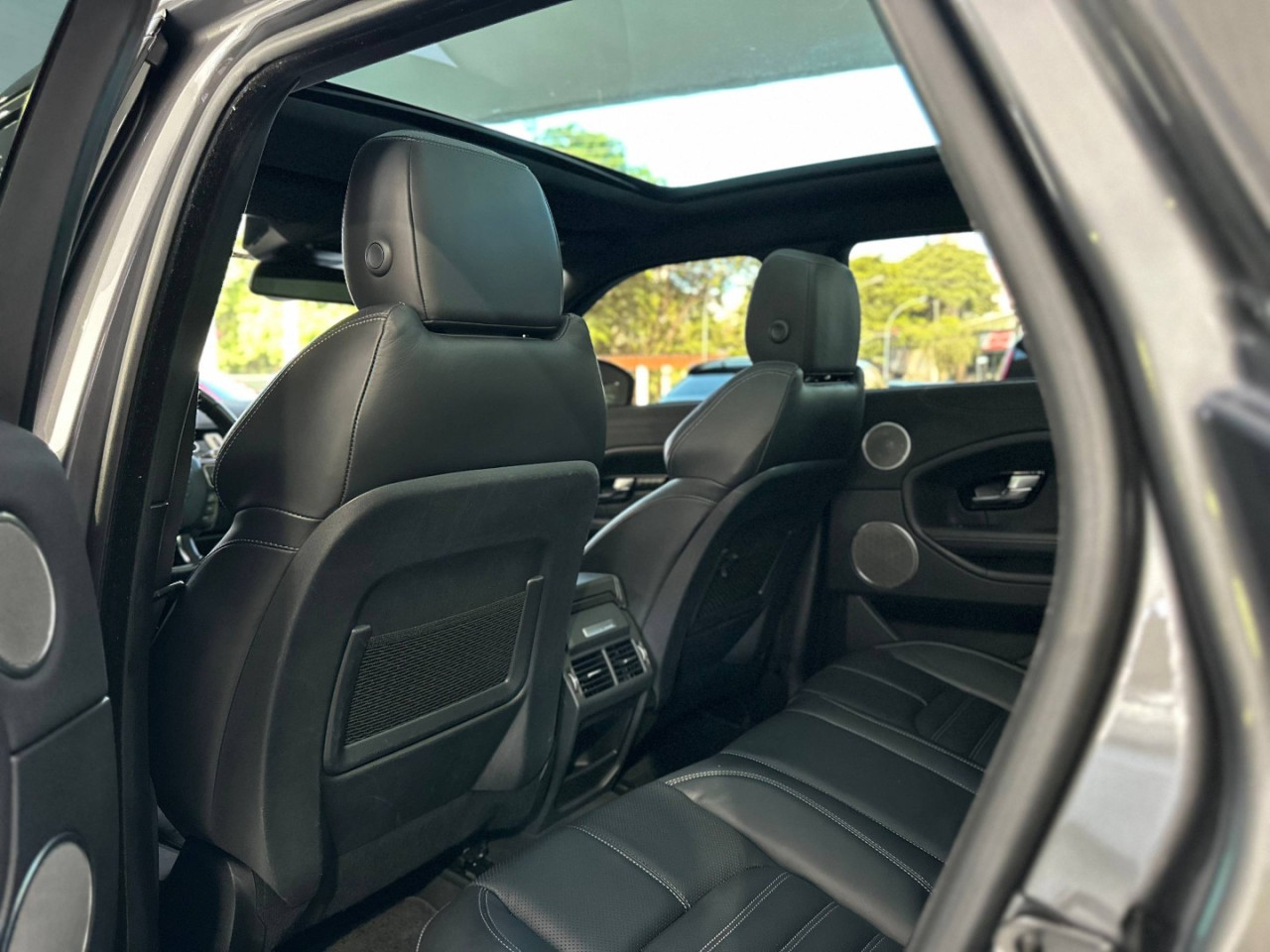 LAND ROVER Range Rover Evoque 2.0 4P FLEX P250 R-DYNAMIC HSE AWD AUTOMÁTICO