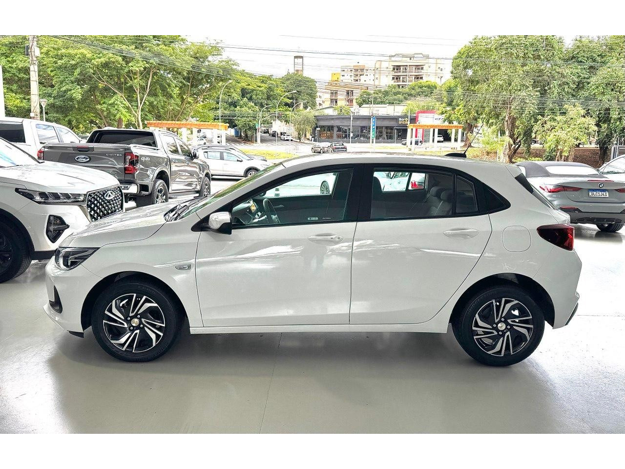 CHEVROLET Onix Hatch 1.0 4P FLEX LT2