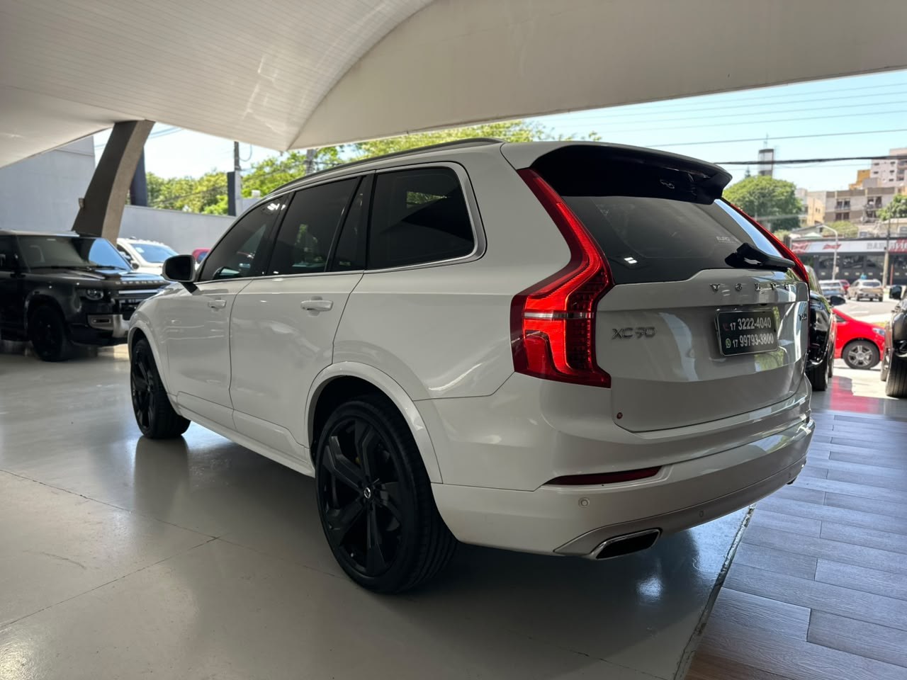 VOLVO XC90 2.0 4P MOMENTUM 4X4 TURBO AUTOMÁTICO