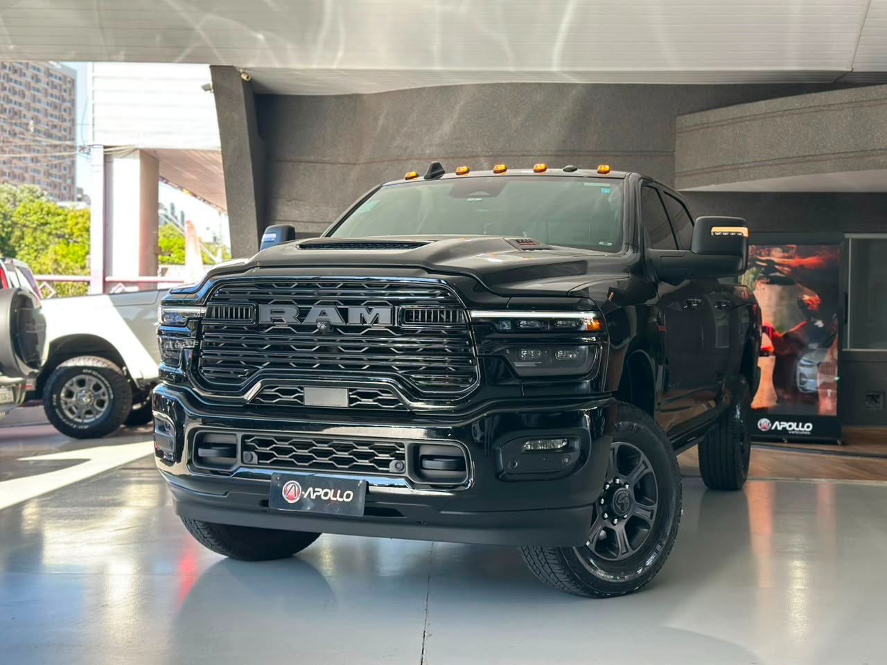 3500 6.7 I6 LARAMIE NIGHT EDITION CABINE DUPLA 4X4 TURBO DIESEL AUTOMÁTICO