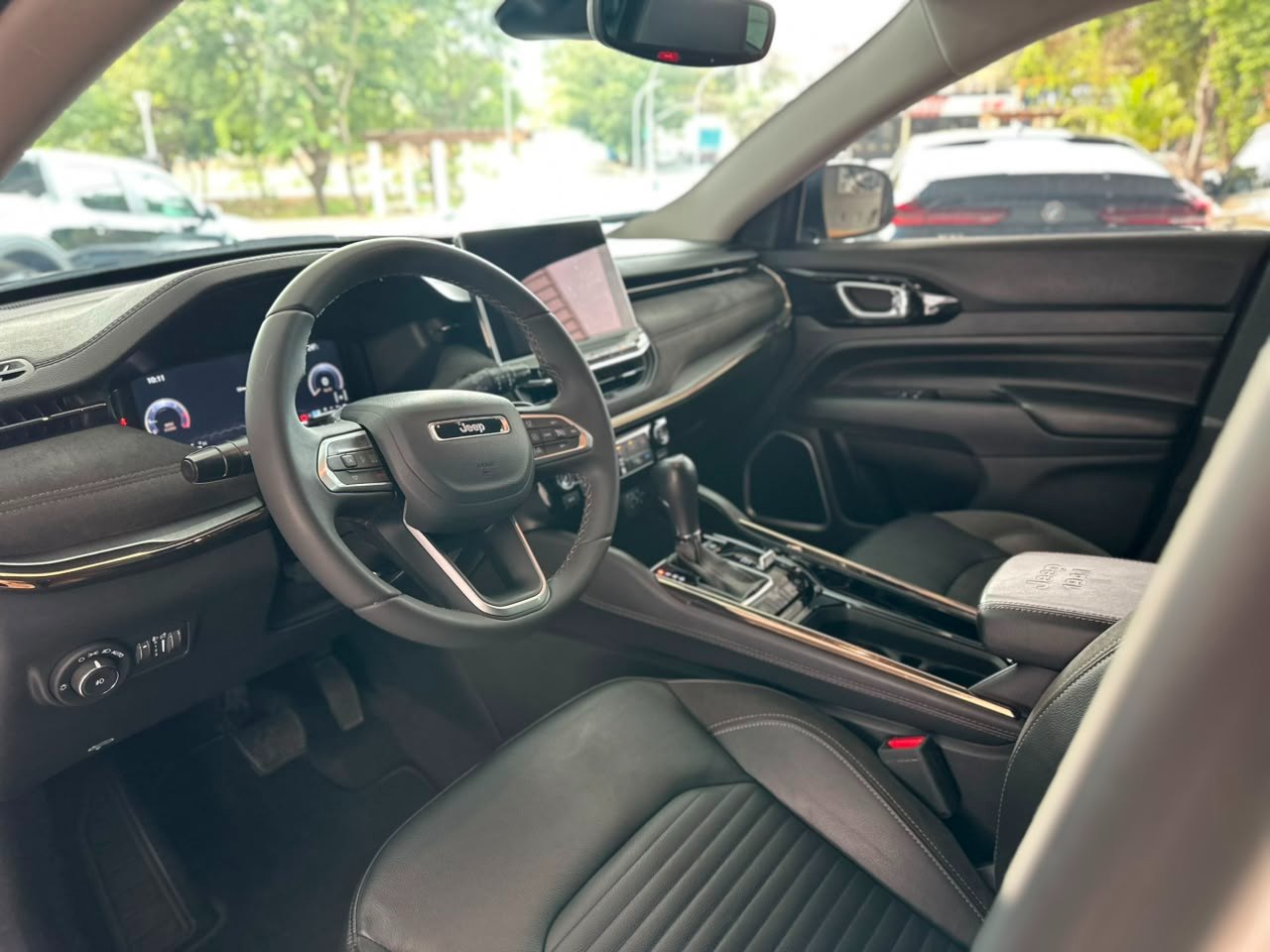 JEEP Commander 1.3 16V 4P FLEX T270 LIMITED TURBO AUTOMÁTICO AT6