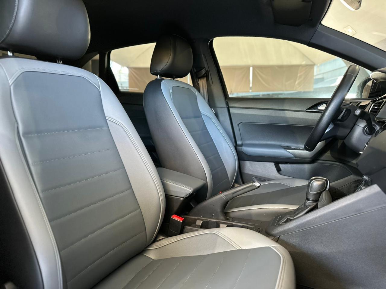 VOLKSWAGEN Nivus 1.0 4P FLEX 200 TSI HIGHLINE TURBO AUTOMÁTICO