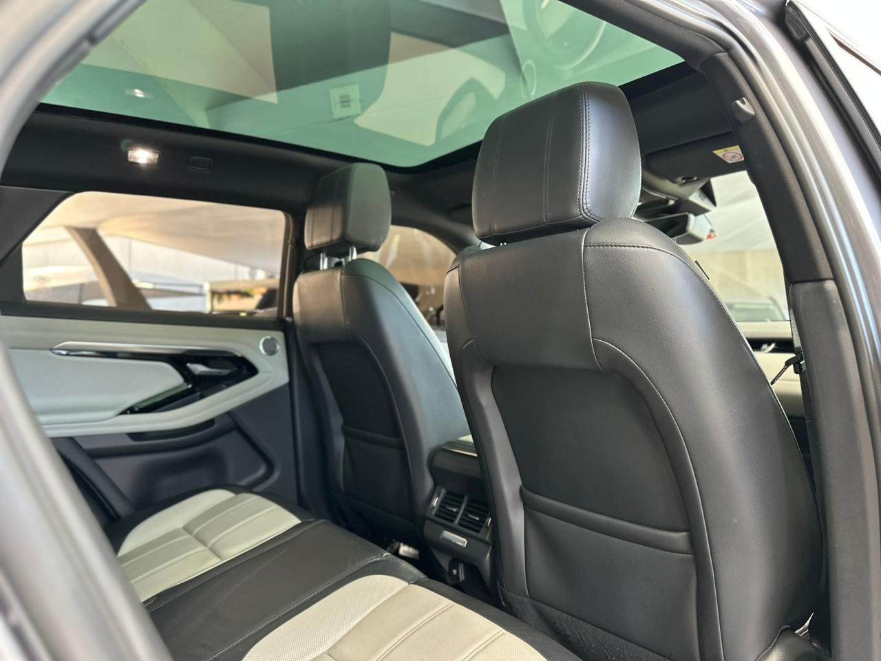LAND ROVER Range Rover Evoque 2.0 4P FLEX P250 R-DYNAMIC SE AWD AUTOMÁTICO