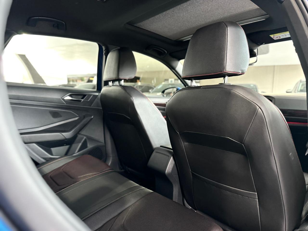 VOLKSWAGEN Jetta 2.0 4P 350 TSI GLI AUTOMÁTICO DSG